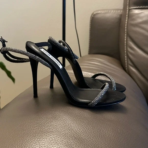 Steve Maden Black Crystals Sandals - Picture 8 of 8